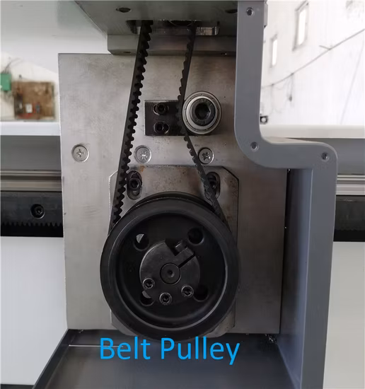 Découpeuse électrique de couverture de siège de voiture en cuir de couteau oscillant avec la lame pour l'industrie automobile